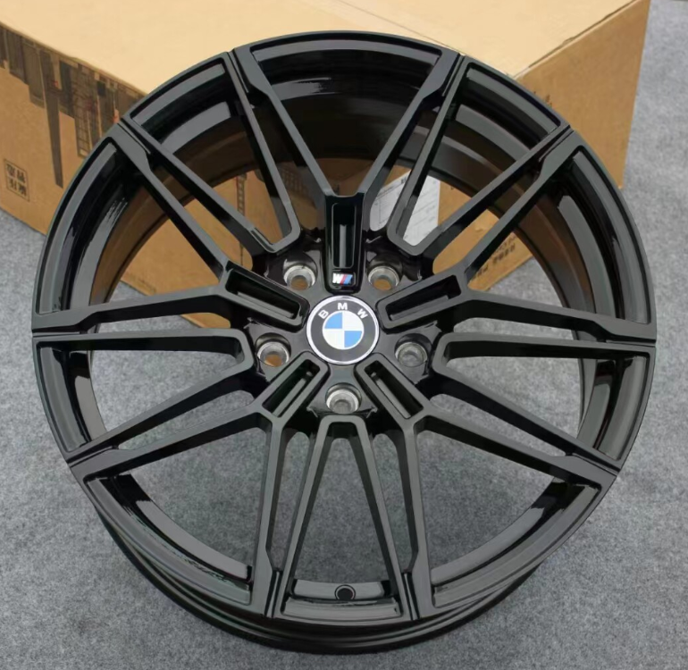ZT806 Gloss Black alloy wheel
