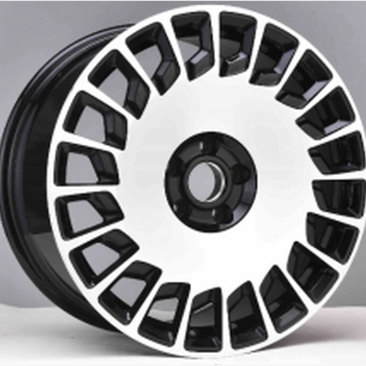 GL417 Gloss Black with Machined Face (BMF) alloy wheel