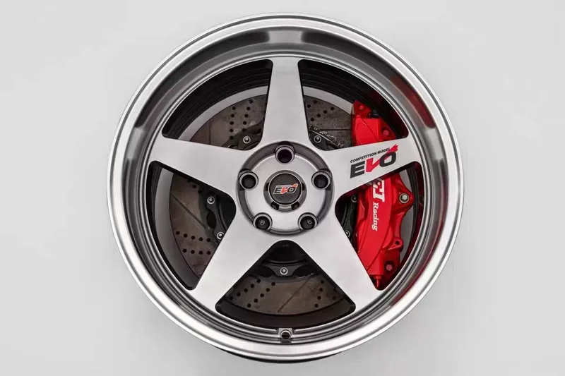 AR-03 alloy wheel