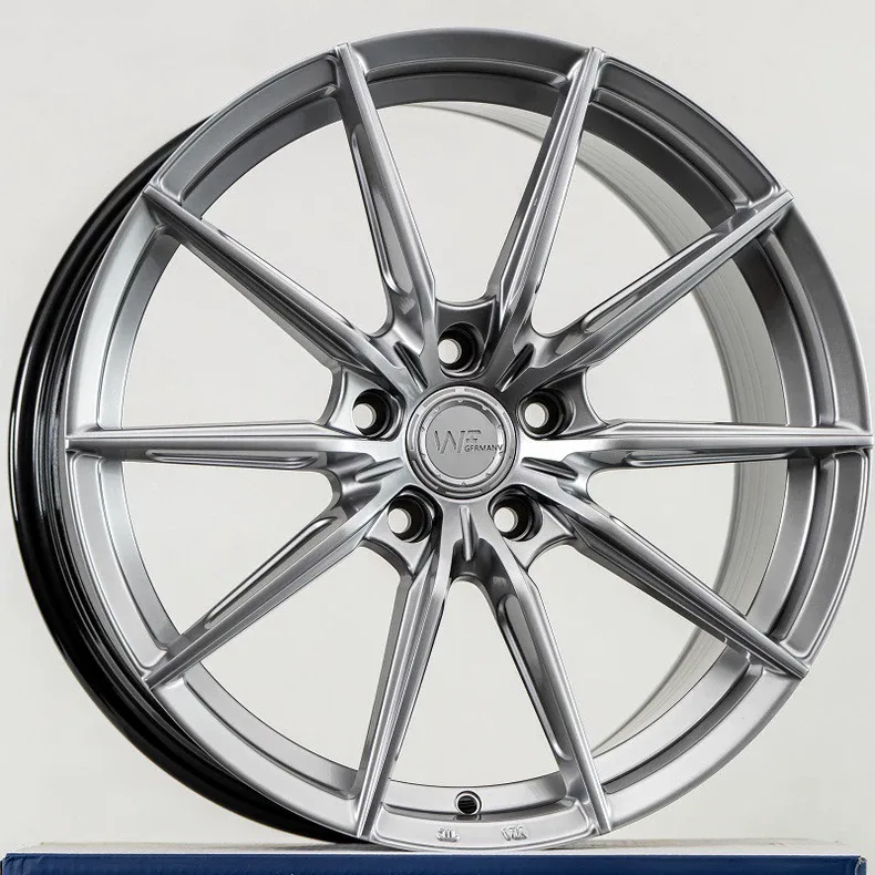 AR-05 alloy wheel