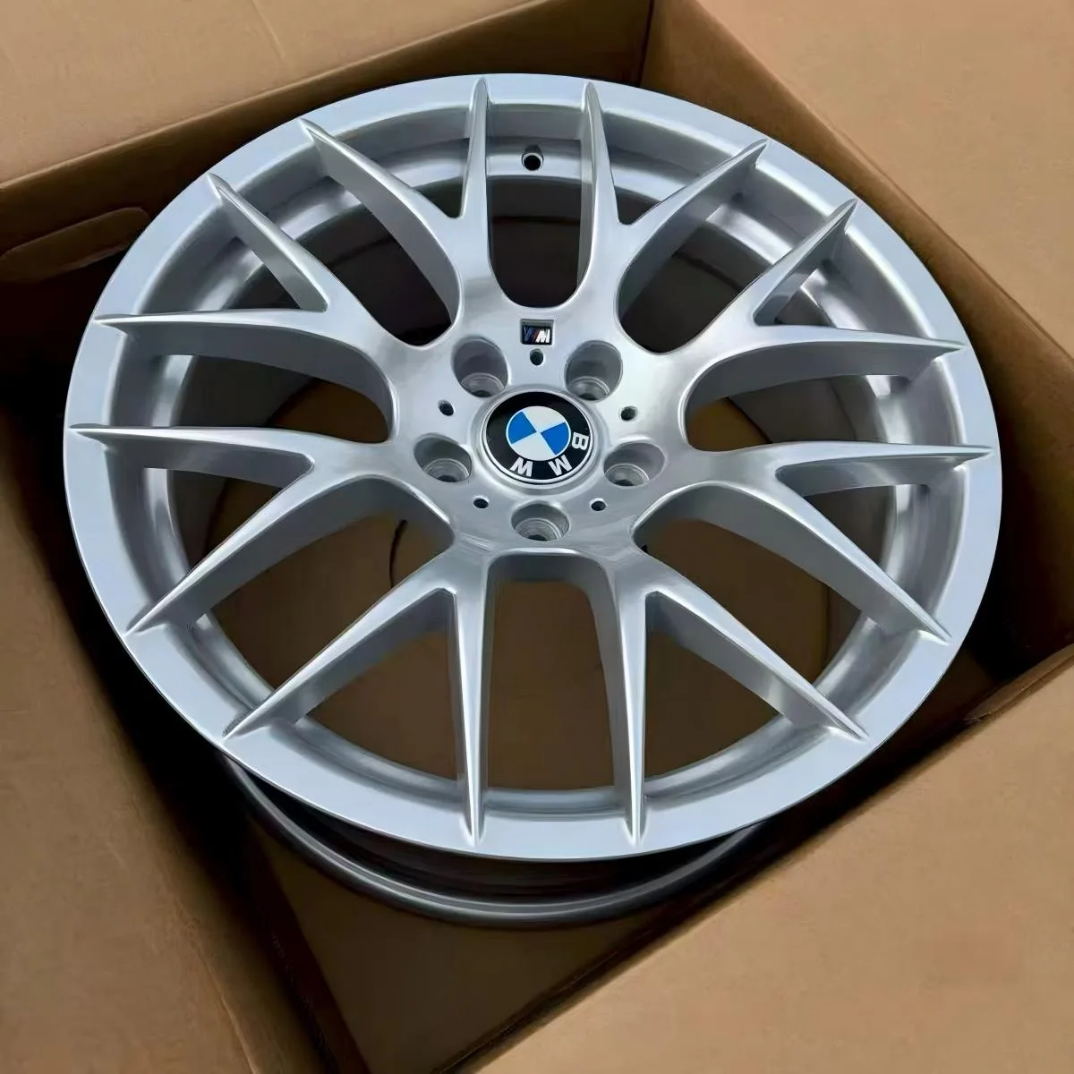 SK-0002 alloy wheel view